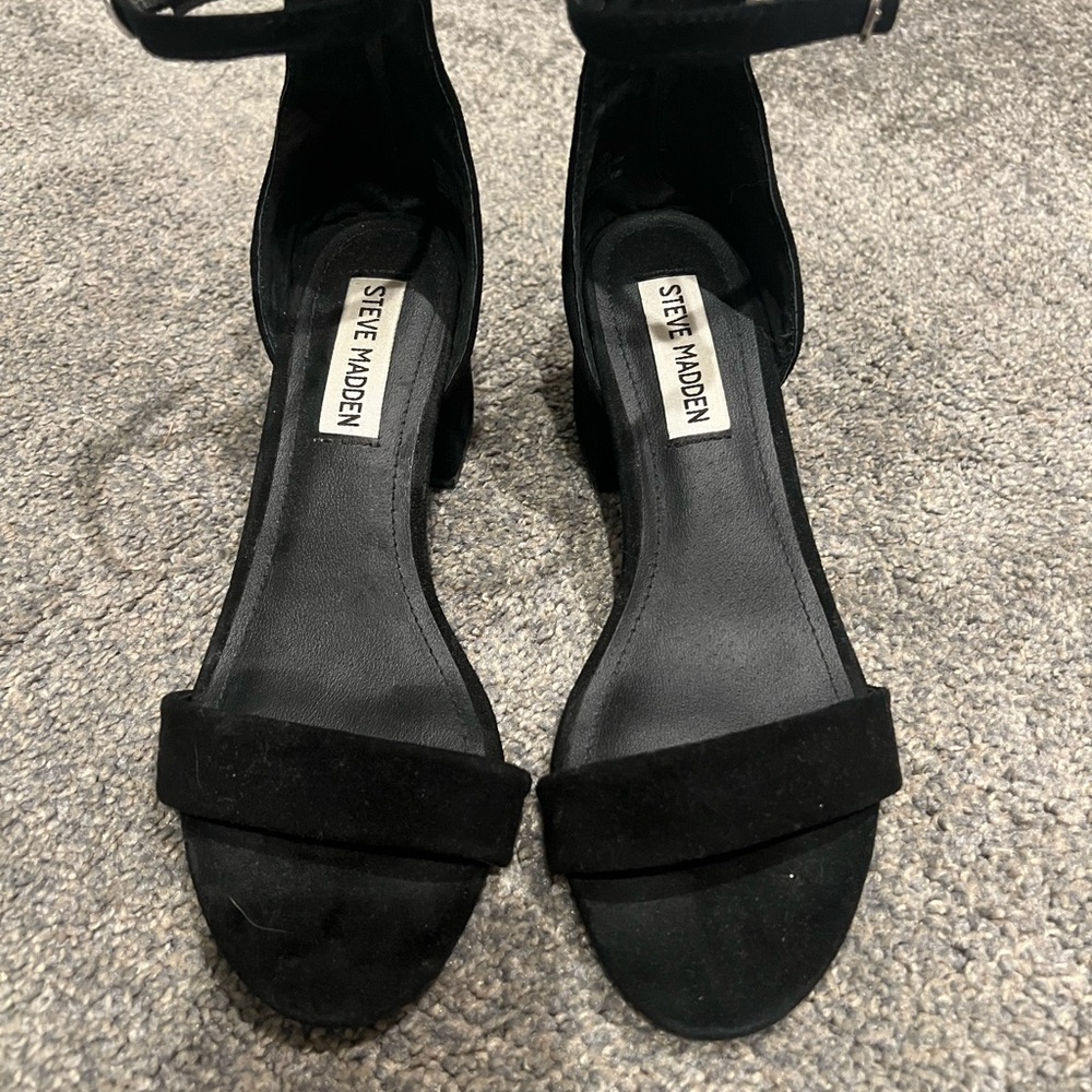 Steve Madden Black Heels with Chunky Platform Sole